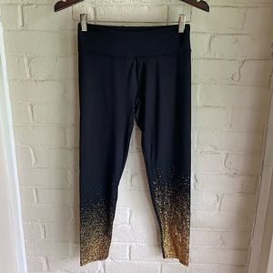 Freshman 1996 size small black sleek & rose gold / gold workout leggings